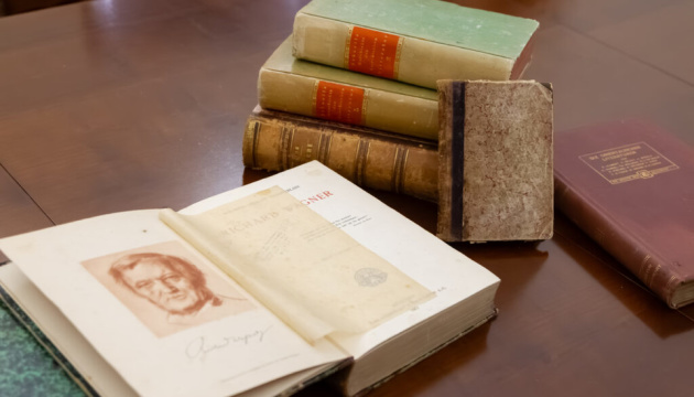 Німеччина повернула Україні унікальні видання XIX-XX століть