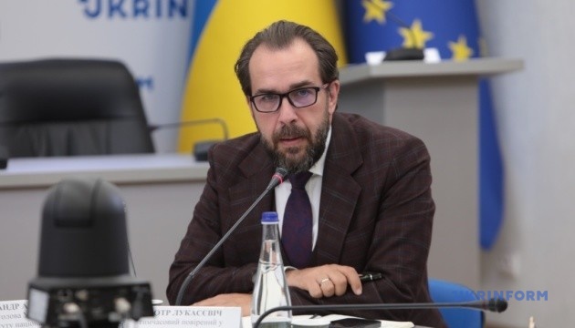 Історичний діалог між Польщею і Україною набирає збалансованих форм - польський дипломат