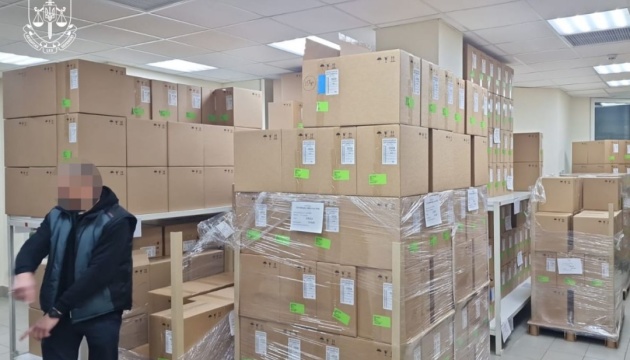 «Ліки» з посліду та мертвих бджіл: за час війни в Україну завезли російської гомеопатії на ₴270 мільйонів