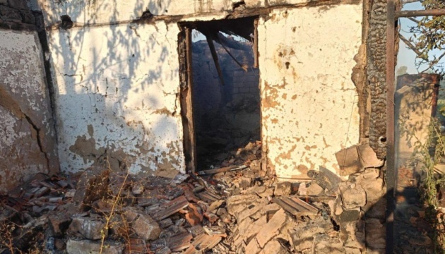 Ворог вдарив по двох районах Дніпропетровщини - пошкоджені будинки, горіла ферма