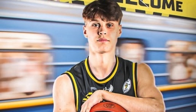 Баскетбліст української «молодіжки» продовжить карʼєру у «Київ-Баскеті»