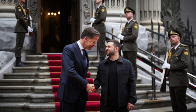 ゼレンシキー宇大統領、キーウでルッテＮＡＴＯ事務総長と会談