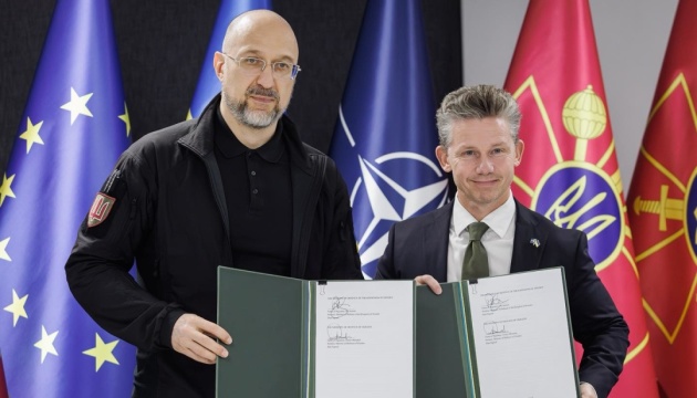 Україна та Швеція домовилися про спільне оборонне виробництво на території обох країн - Шмигаль