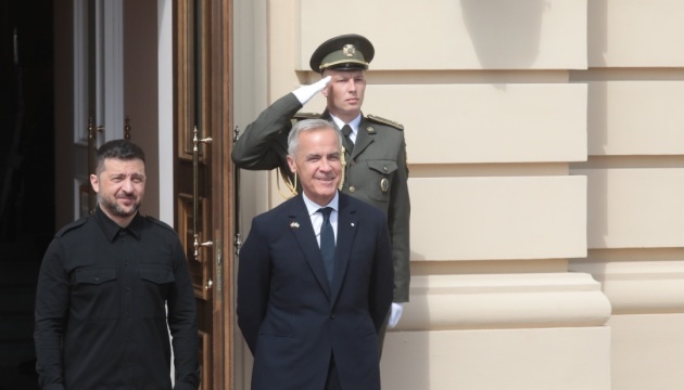 Зеленський і Карні обговорили кроки для посилення стійкості української енергосистеми