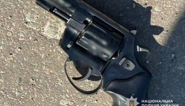 У Тернополі чоловік влаштував стрілянину на території психлікарні