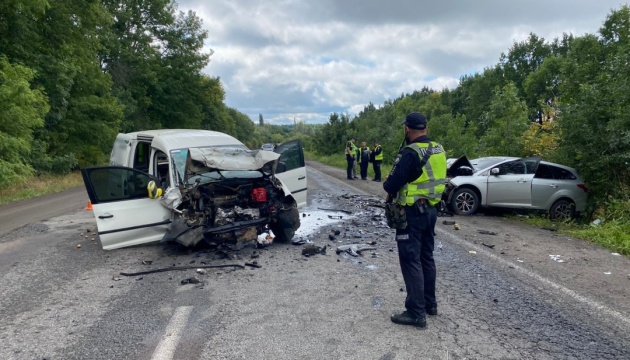 У ДТП на Сумщині загинули двоє людей, троє травмовані 