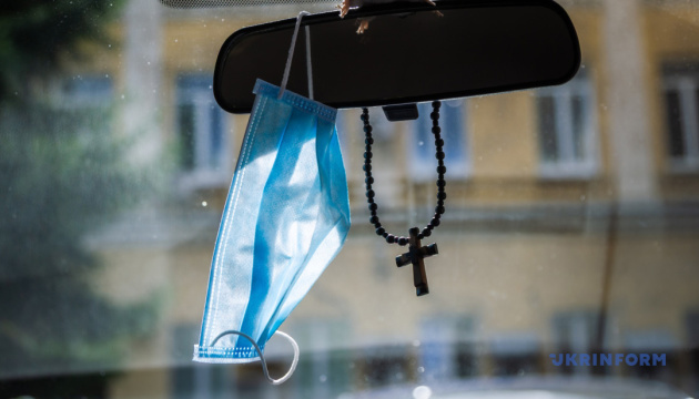 В Україні за останній тиждень серпня через коронавірус померли 14 людей