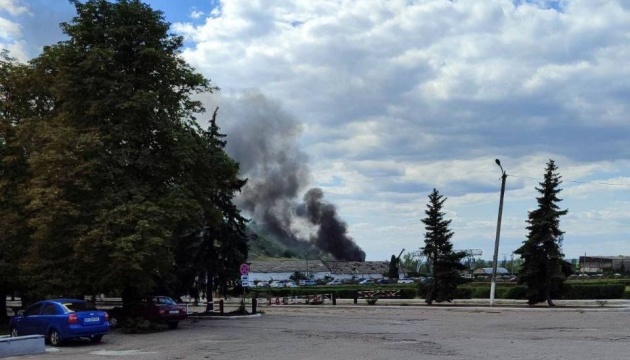 На Донеччині внаслідок обстрілу знеструмлені шахти, майже 150 гірників під землею