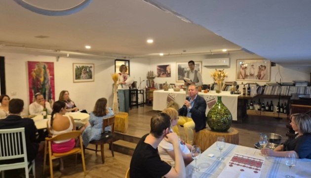 Гастрономічний вечір в Ізраїлі допоміг зібрати кошти для України