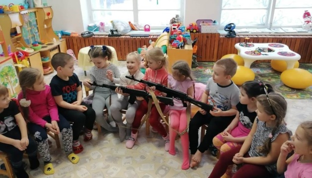 У Росії для підготовки дітей до війни змінюють програми навчальних закладів - розвідка