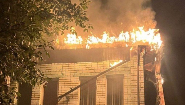 Війська РФ обстріляли два райони на Дніпропетровщині, є пошкодження