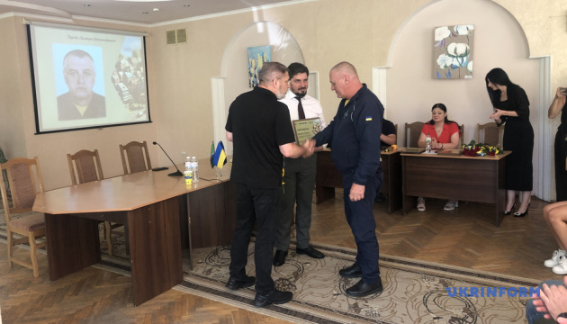 У Чернівцях вручили 20 сертифікатів на житло ветеранам та їх родинам