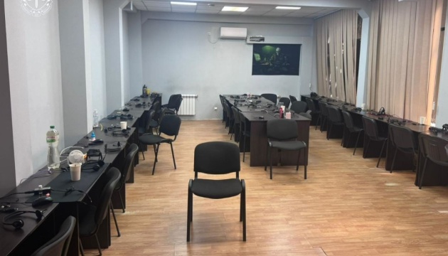 У Дніпрі ліквідували 11 шахрайських колцентрів