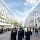 Тридцятиметровий прапор України розгорнули навпроти Європарламенту