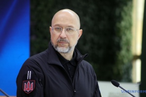 Shmygal visita un puesto de control de defensa aérea en la región de Mykoláiv