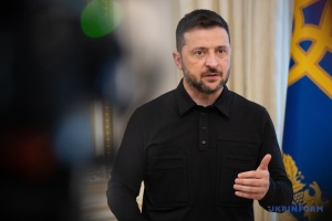 Україна продовжує переговори у США задля достойного миру - Зеленський