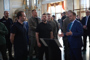 Zelensky participa en la inauguración del tramo Úzhgorod-Chop de la línea ferroviaria estándar europeo