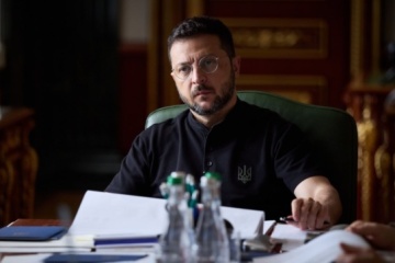  Russland griff in der Nacht mit mehr als 800 Drohnen und 13 Raketen an - Selenskyj