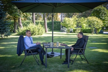 ゼレンシキー宇大統領、ストゥブ・フィンランド大統領と露無人機のポーランド侵入や制裁等を協議