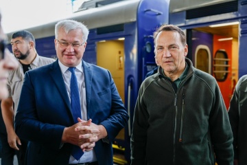 Sikorski przybył z wizytą do Kijowa