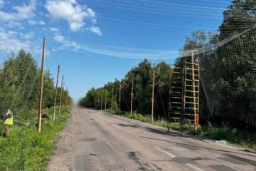 Anti-drone nets installed along key roads in Sumy region to shield civilians