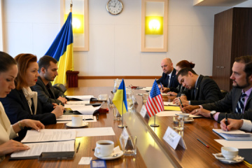 Umowa z USA: Ministerstwo Rozwoju i DFC przygotują projekty dla Funduszu Inwestycyjnego Odbudowy
