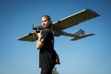 ウクライナ、射程４０キロ強の新型自爆型無人機の最終テスト終了＝副首相