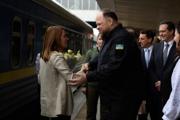 La presidenta del Parlamento Europeo llega a Kyiv