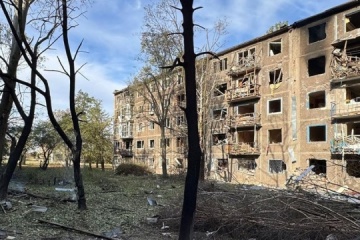 Russen töten einen und verletzen neun Zivilisten in Region Donezk