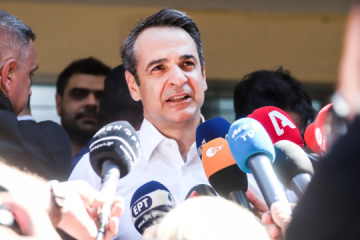 Greece’s PM at UN: Ukraine must be at peace talks, borders cannot be redrawn by force