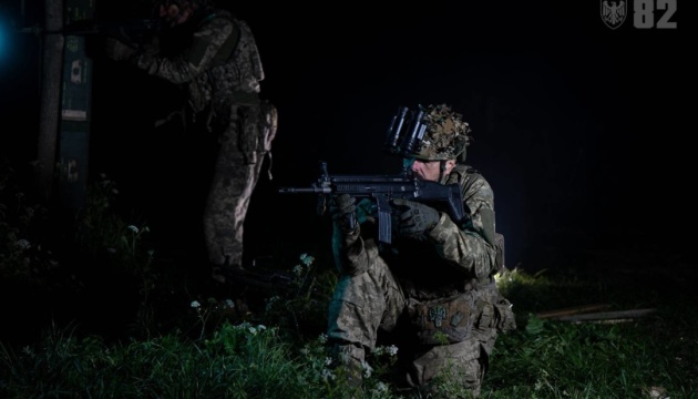 На фронті 122 зіткнення, найбільше ворожих атак на Покровському, Лиманському й Новопавлівському напрямках