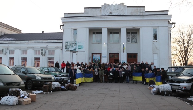 Олевська громада на Житомирщині за час великої війни передала військовим 120 авто