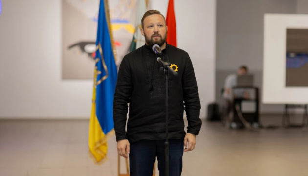 Рада викликала колишнього й чинного керівників Полтавської ОВА