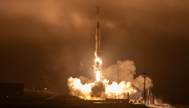 SpaceX використала нову ракету для запуску в космос ще 24 супутників Starlink