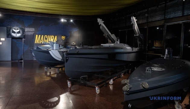 ГУР передало Музею війни макети морських дронів MAGURA