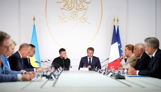 Zełenski ujawnił szczegóły spotkania Koalicji Chętnych: Chcemy zakończyć wojnę wiarygodnym pokojem Zełenski ujawnił szczegóły spotkania Koalicji Chętnych: Chcemy zakończyć wojnę wiarygodnym pokojem