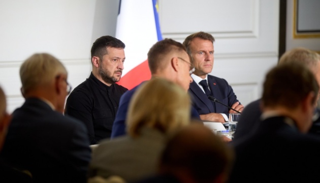 Macron: 26 Länder bereit, Truppen zur Absicherung eines Waffenstillstands in der Ukraine einzusetzen