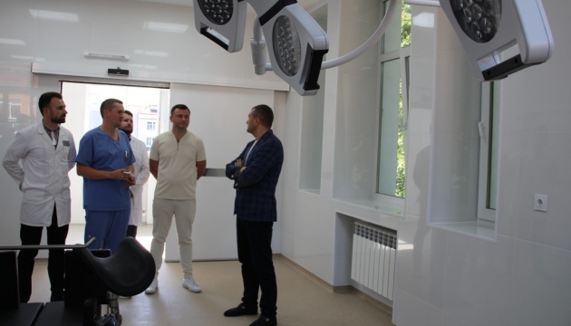У лікарні Хмельницького відкрили новий операційний блок вартістю майже ₴13 мільйонів