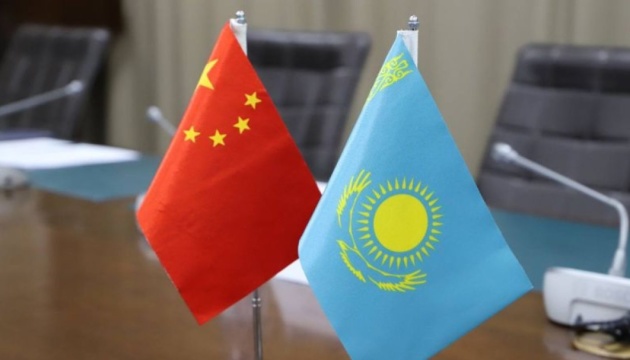 Нові угоди Китаю й Казахстану знижують роль РФ у Центральній Азії - розвідка