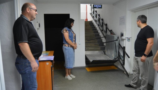 У Томашполі на Вінниччині центр надання соціальних послуг адаптували до вимог безбар’єрності