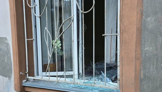 В Одесі через ворожу атаку безпілотників пошкоджена будівля ДРАЦС