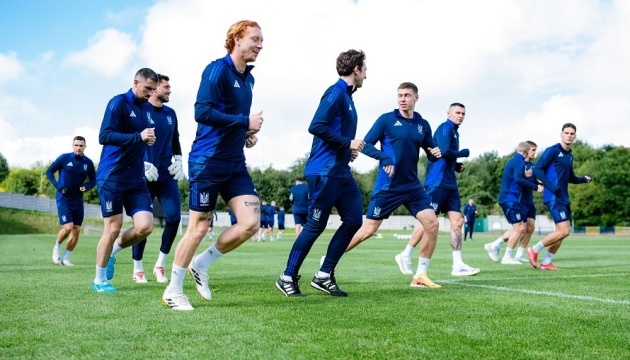 Збірна Україна з футболу готується до гри з Азербайджаном