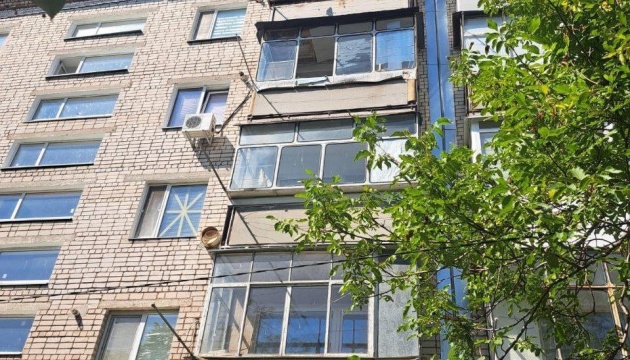 Війська РФ обстрілювали Нікопольщину дронами та артилерією, є постраждала