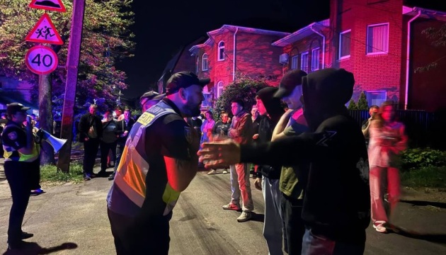 Конфлікт з ТЦК біля стадіону у Вінниці: трьом учасницям акції оголосили підозри