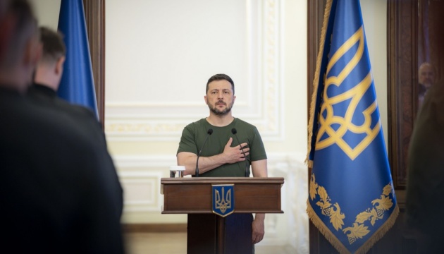 Зеленський вручив розвідникам державні нагороди