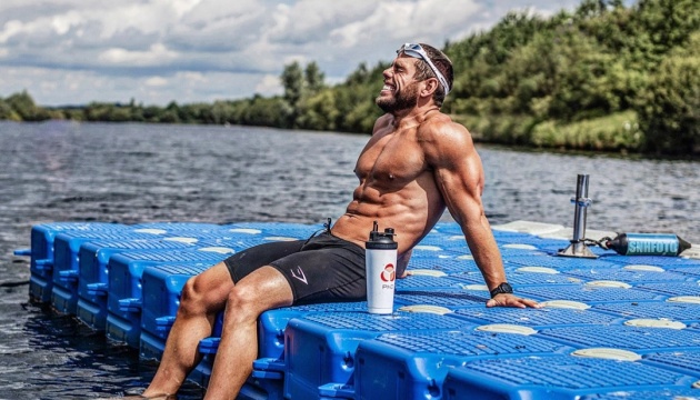 Британець став першою людиною, яка обпливла Ісландію