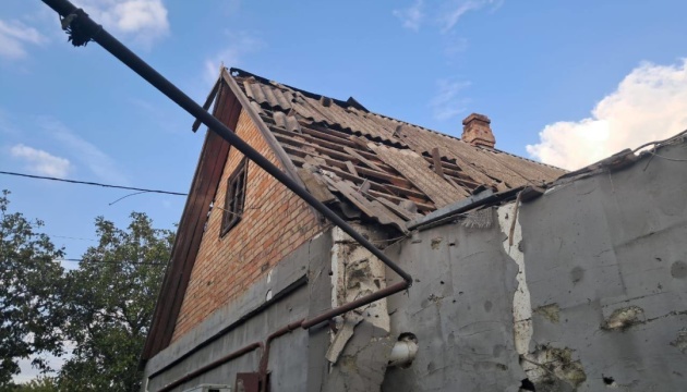 Війська РФ протягом дня атакували два райони Дніпропетровщини, постраждала жінка