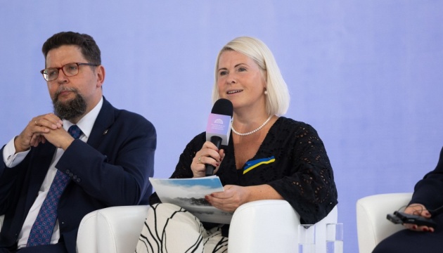 Міносвіти Естонії: Замість заборони ШІ навчаємо учнів і педагогів, як відповідально його застосовувати