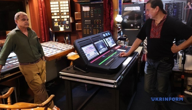 Уряд Японії передав Національній опері України сучасне мультимедійне обладнання