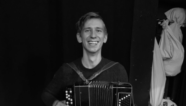 На фронті загинув актор театру Андрій Синишин